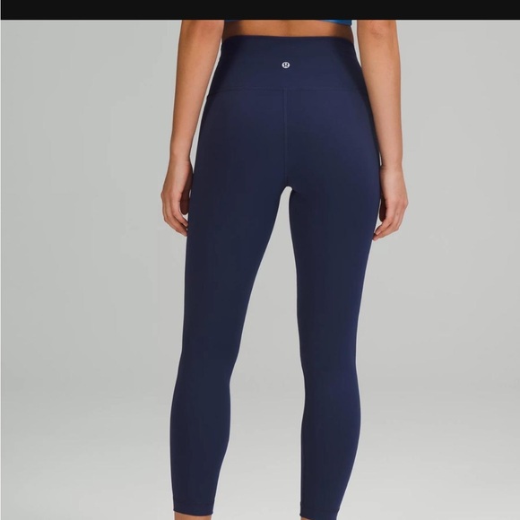 lululemon athletica navy blue Align Leggings soft only worn a few times size 0 - Picture 2 of 4